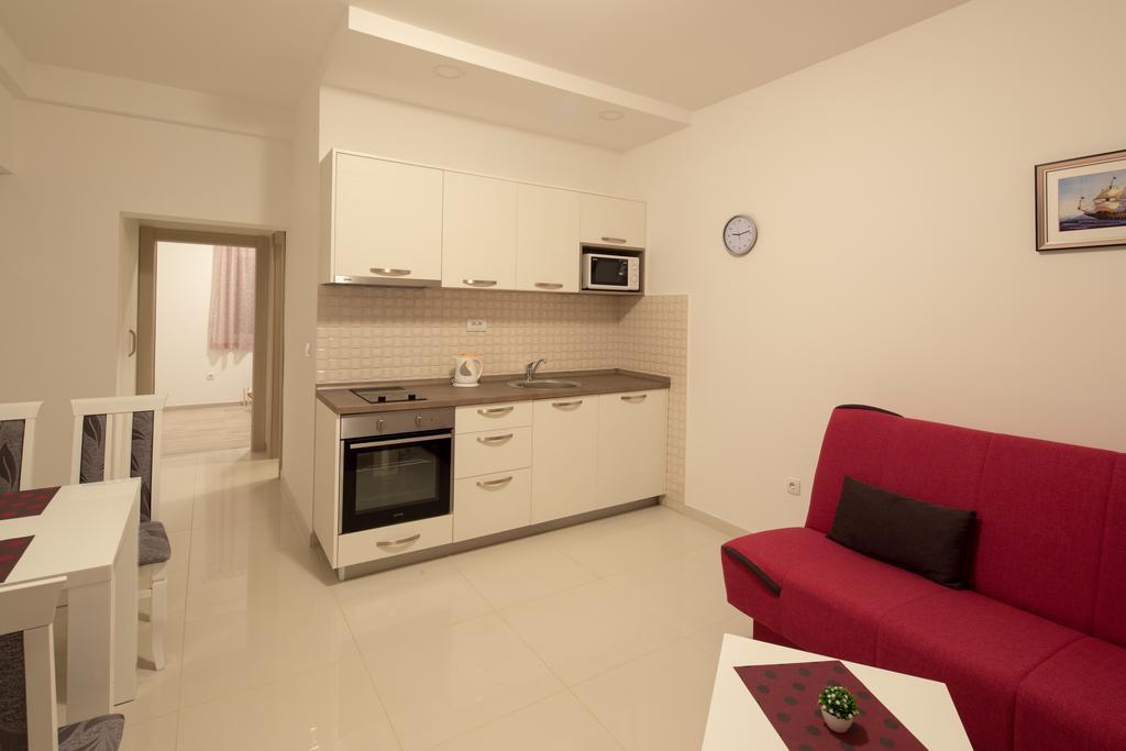 Radanovići Apartments Raskovic מראה חיצוני תמונה