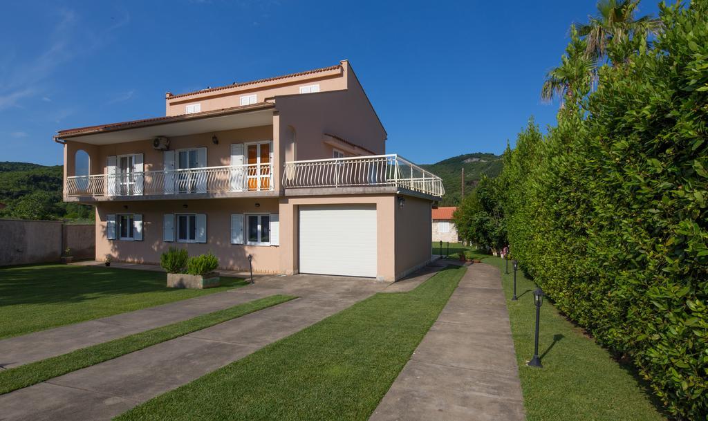 Radanovići Apartments Raskovic מראה חיצוני תמונה