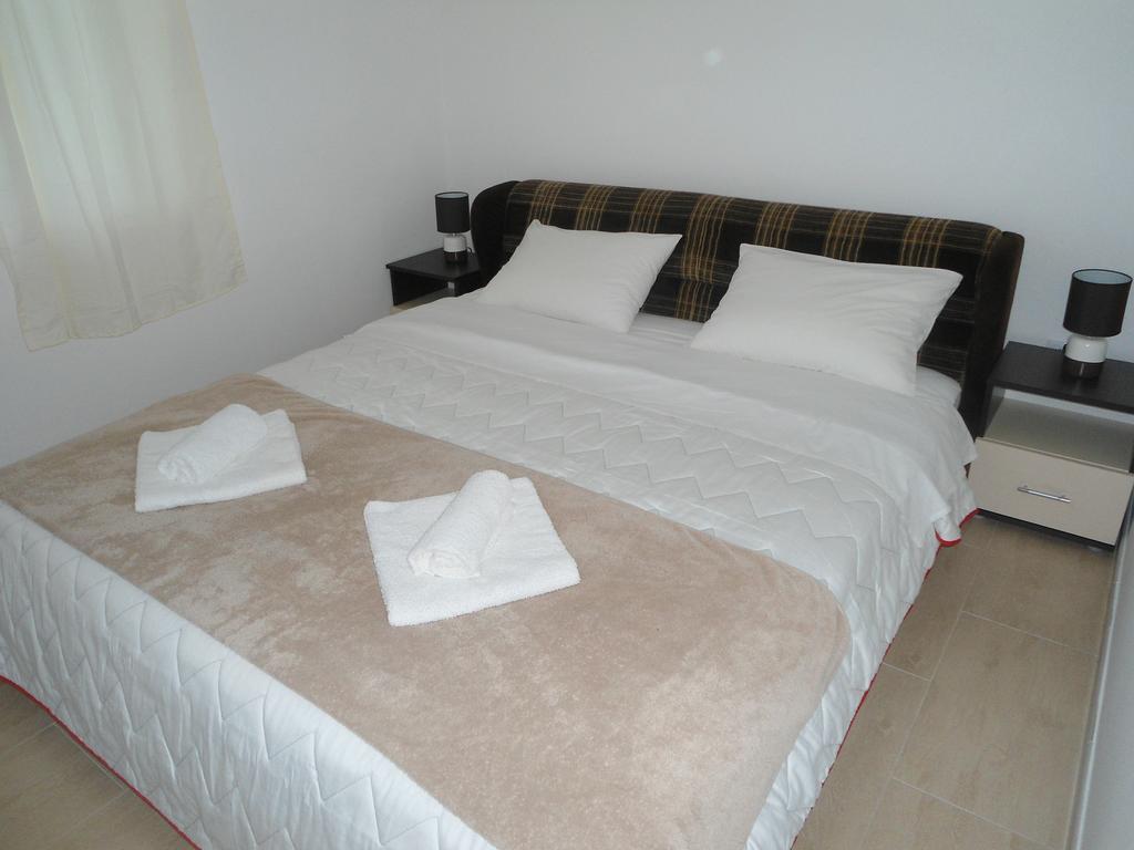 Radanovići Apartments Raskovic מראה חיצוני תמונה