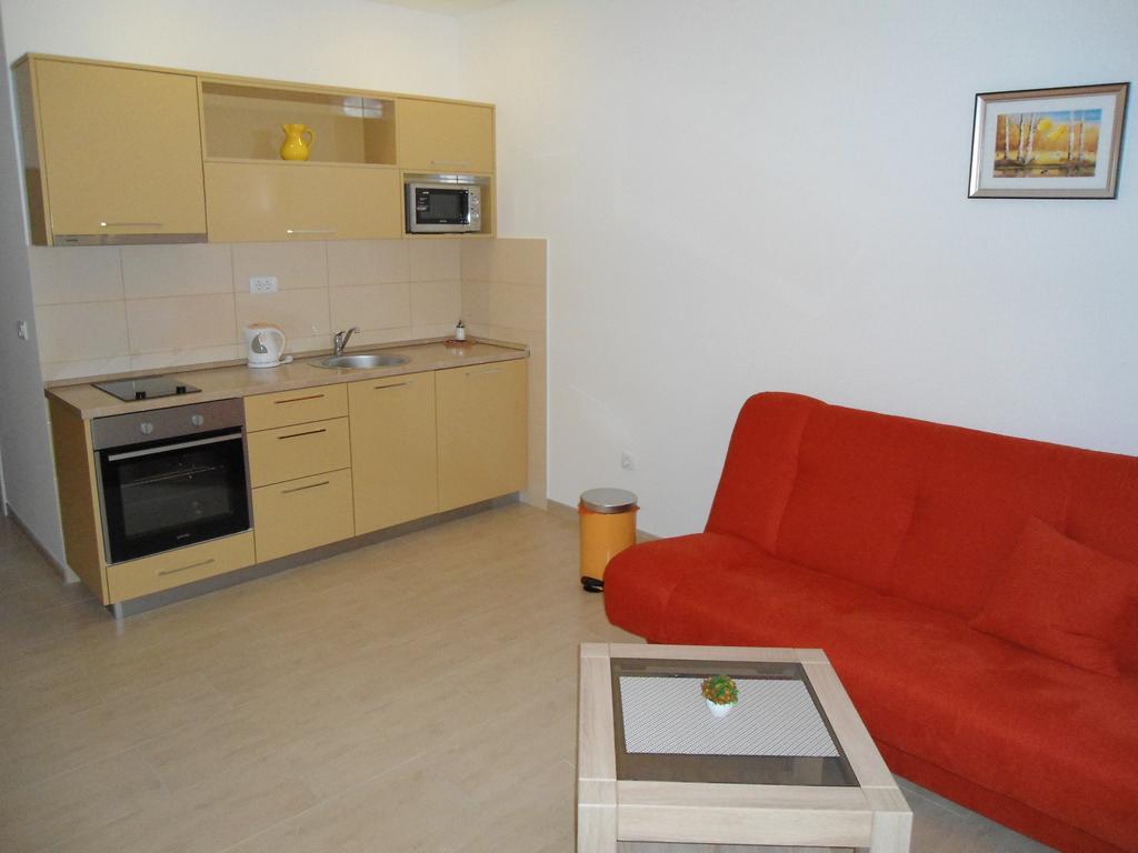 Radanovići Apartments Raskovic מראה חיצוני תמונה