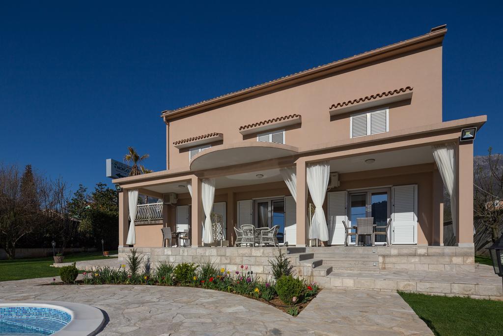 Radanovići Apartments Raskovic מראה חיצוני תמונה