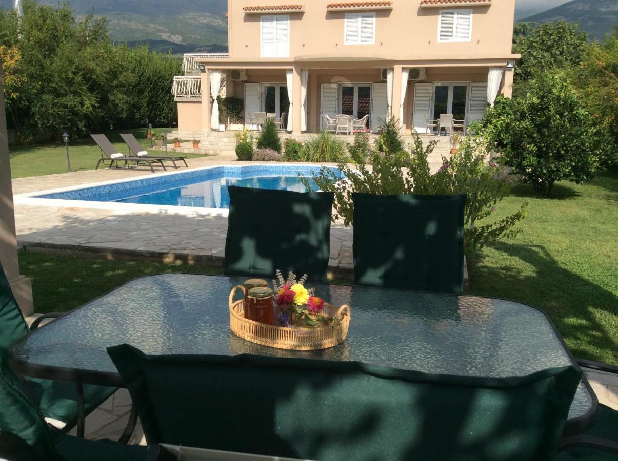 Radanovići Apartments Raskovic מראה חיצוני תמונה